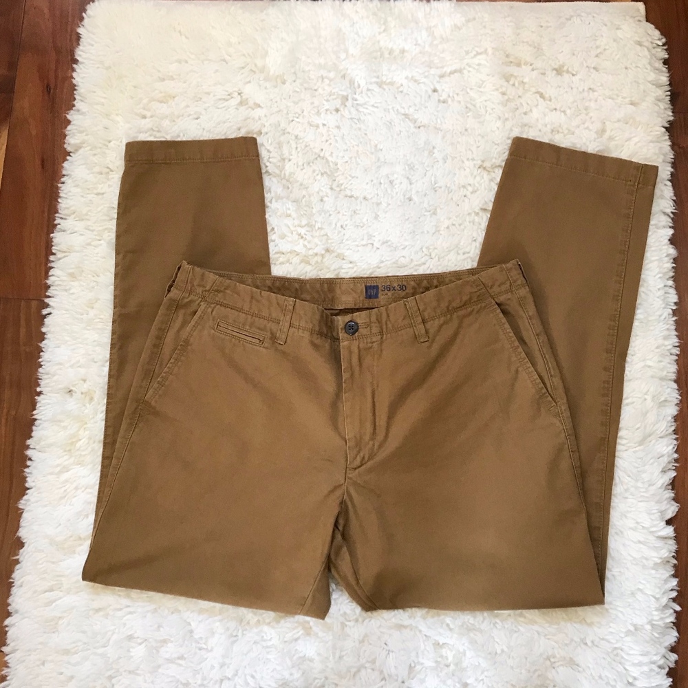 Gap Men’s Vintage Khaki Pants